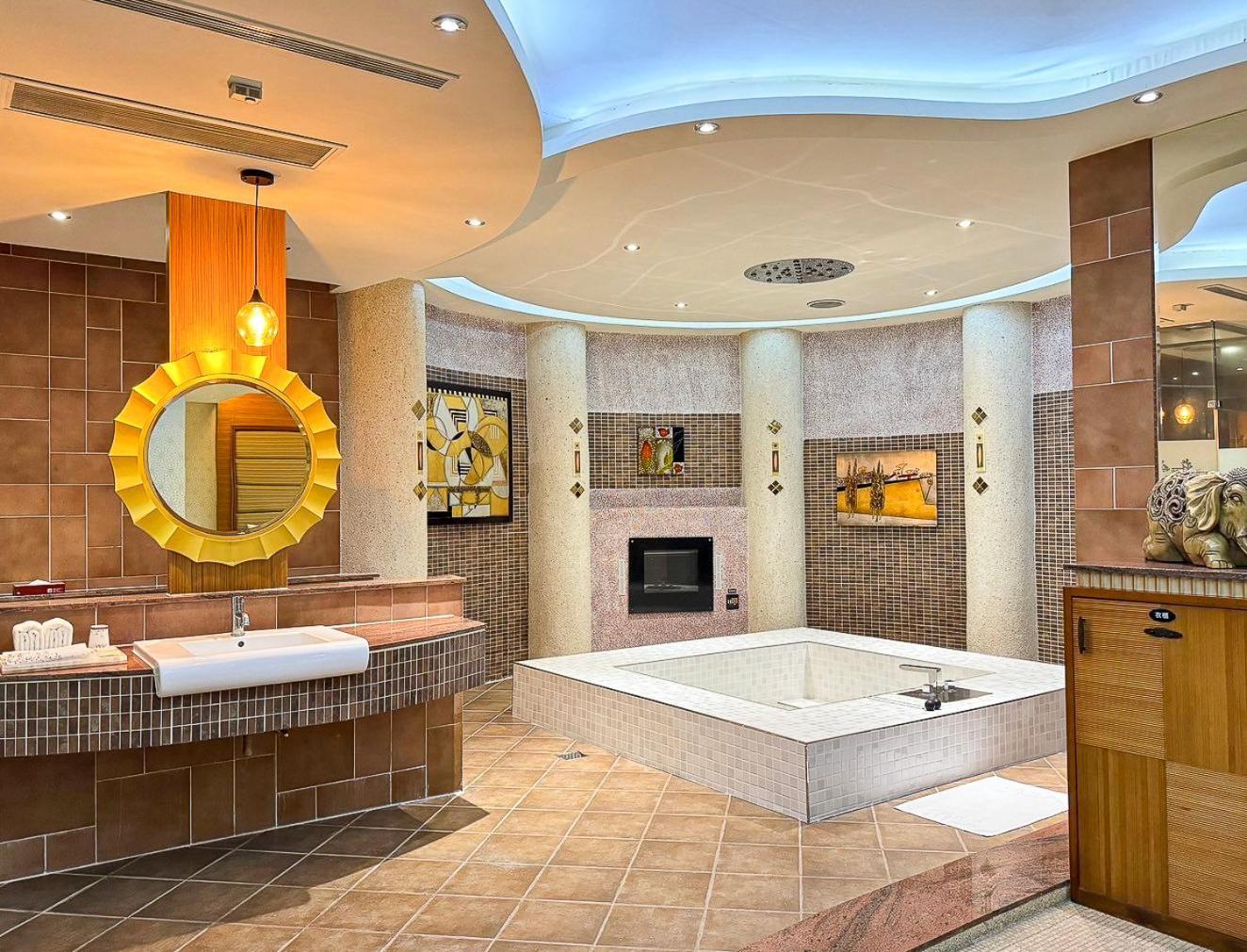 All-Ur Boutique Motel -Chia Yi Branch Csiaji Kültér fotó