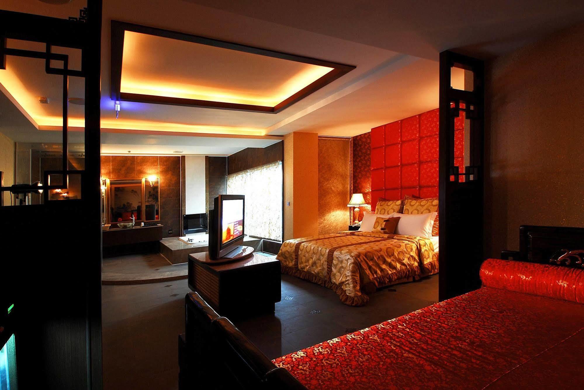 All-Ur Boutique Motel -Chia Yi Branch Csiaji Kültér fotó